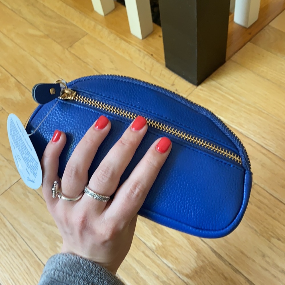 NWT Blue pebbled leather wristlet